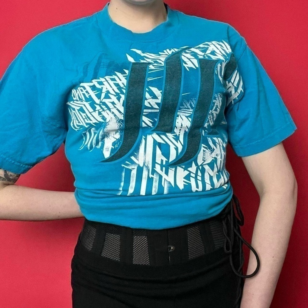 Light blue y2k grunge tee shirt 🩵🤍​​​​​​​​​​​​​​​​